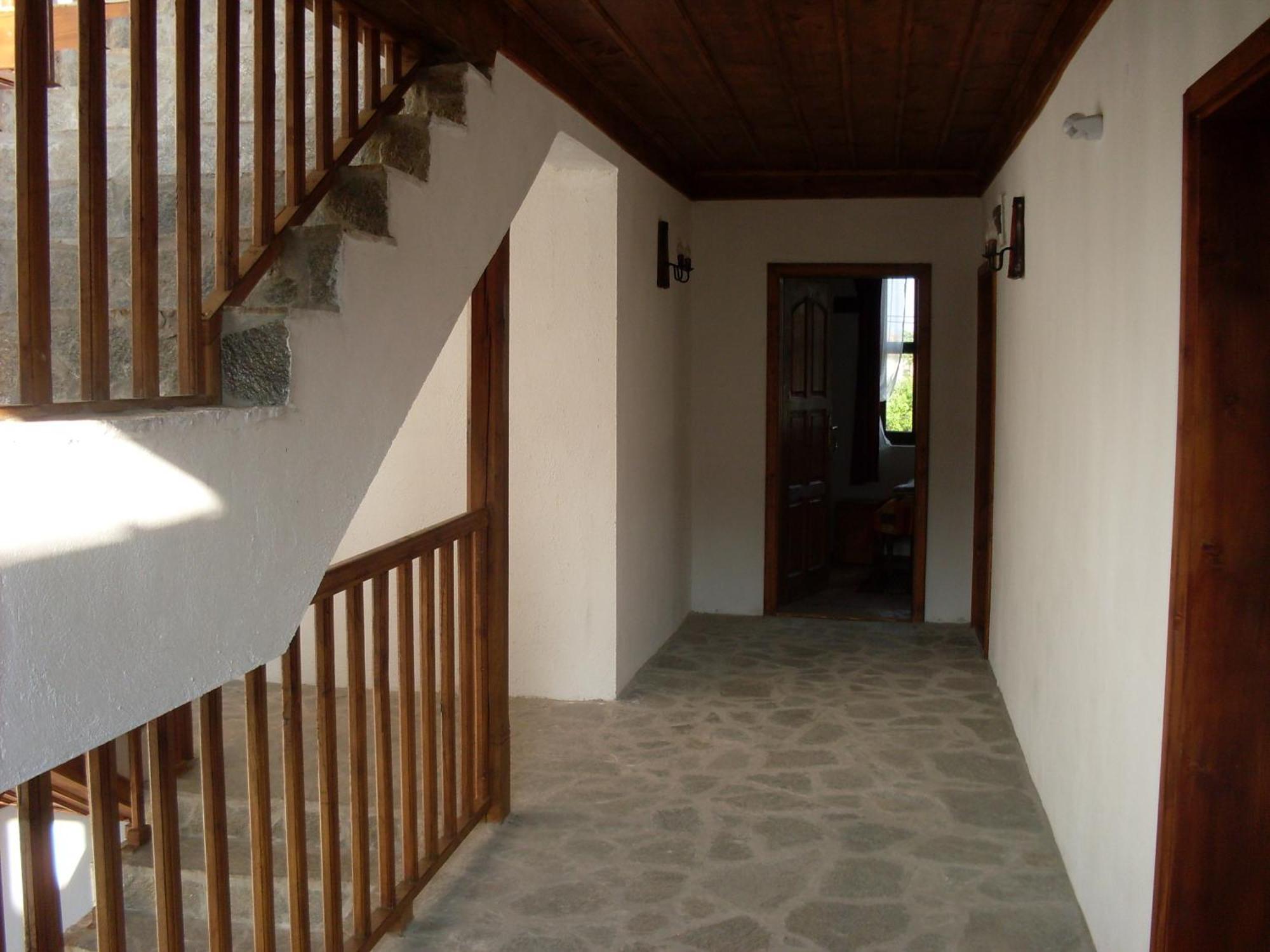 Tsutsovi House Hotel Kalofer Luaran gambar